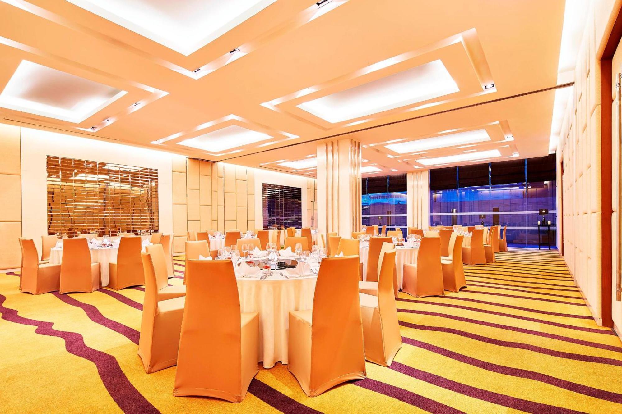 Four Points By Sheraton Bangkok, Sukhumvit 15 Dış mekan fotoğraf