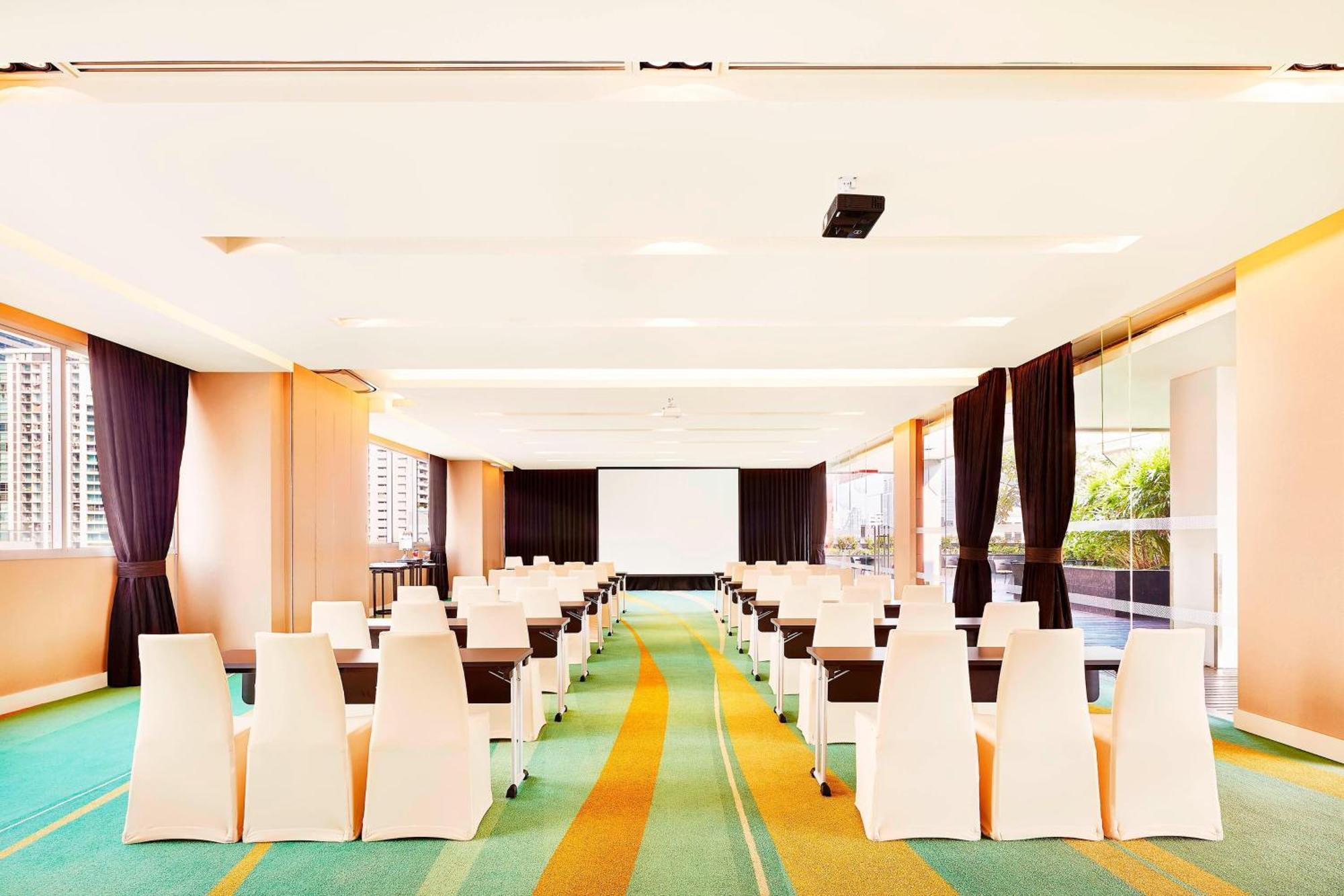 Four Points By Sheraton Bangkok, Sukhumvit 15 Dış mekan fotoğraf